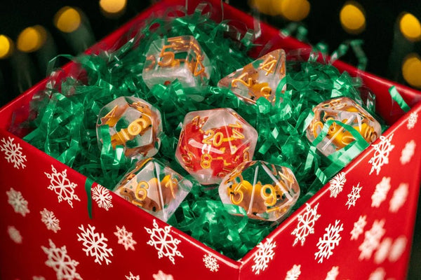 FanRoll: Santa Set Reindeer Dice 16mm Resin Poly Dice Set - 4