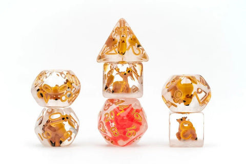 FanRoll: Santa Set Reindeer Dice 16mm Resin Poly Dice Set - Gathering Games