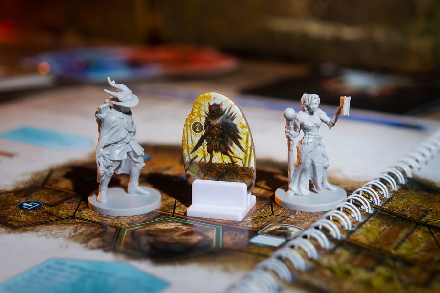 Gloomhaven: Jaws Of The Lion - Gathering Games