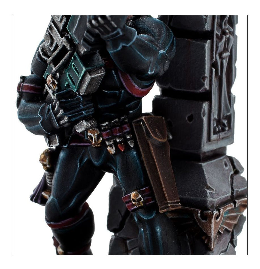Warhammer 40K: Imperial Agents: Vindicare Assassin - Gathering Games