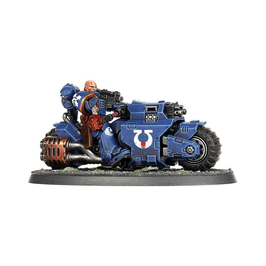Warhammer 40K: Space Marines - Outriders - Gathering Games