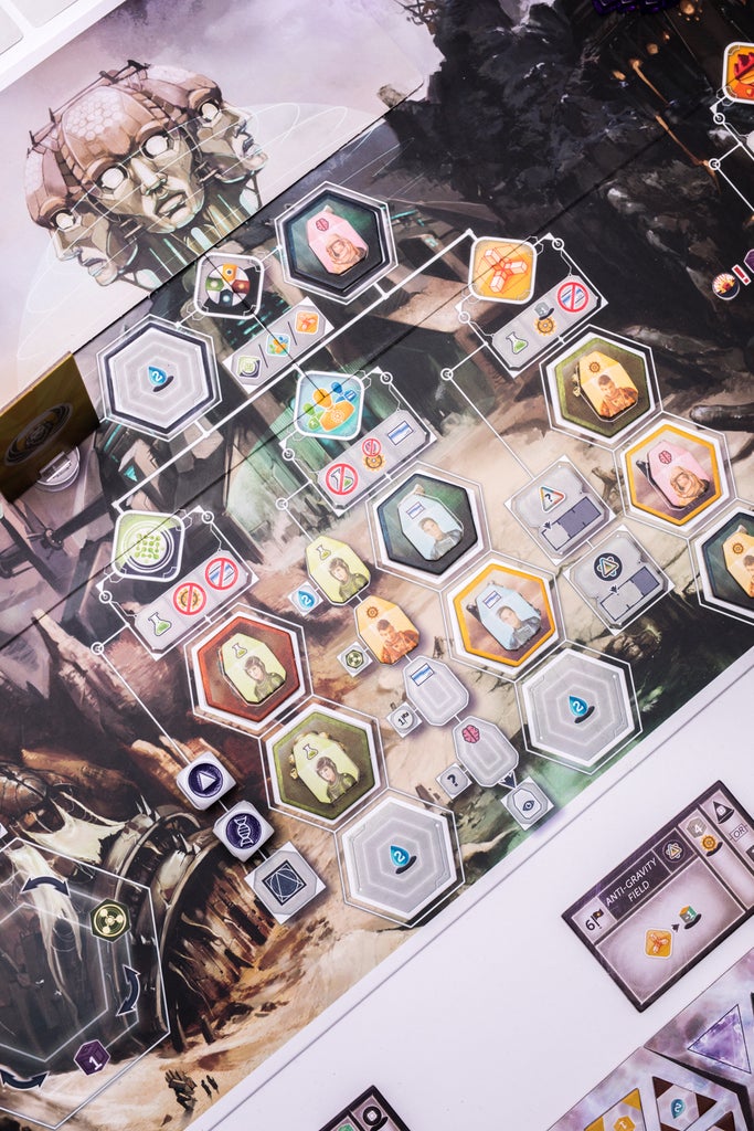 Anachrony Essential Edition - Gathering Games