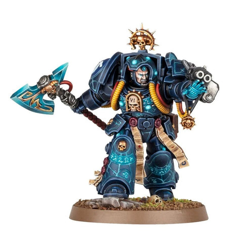 Warhammer 40K: Space Marines - Librarian in Terminator Armour - Gathering Games